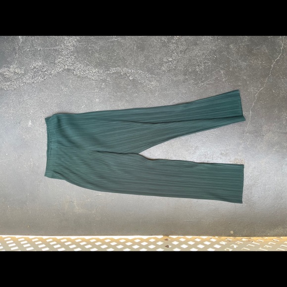 Pleats Please Issey Miyake Pants size 2 - Picture 2 of 4